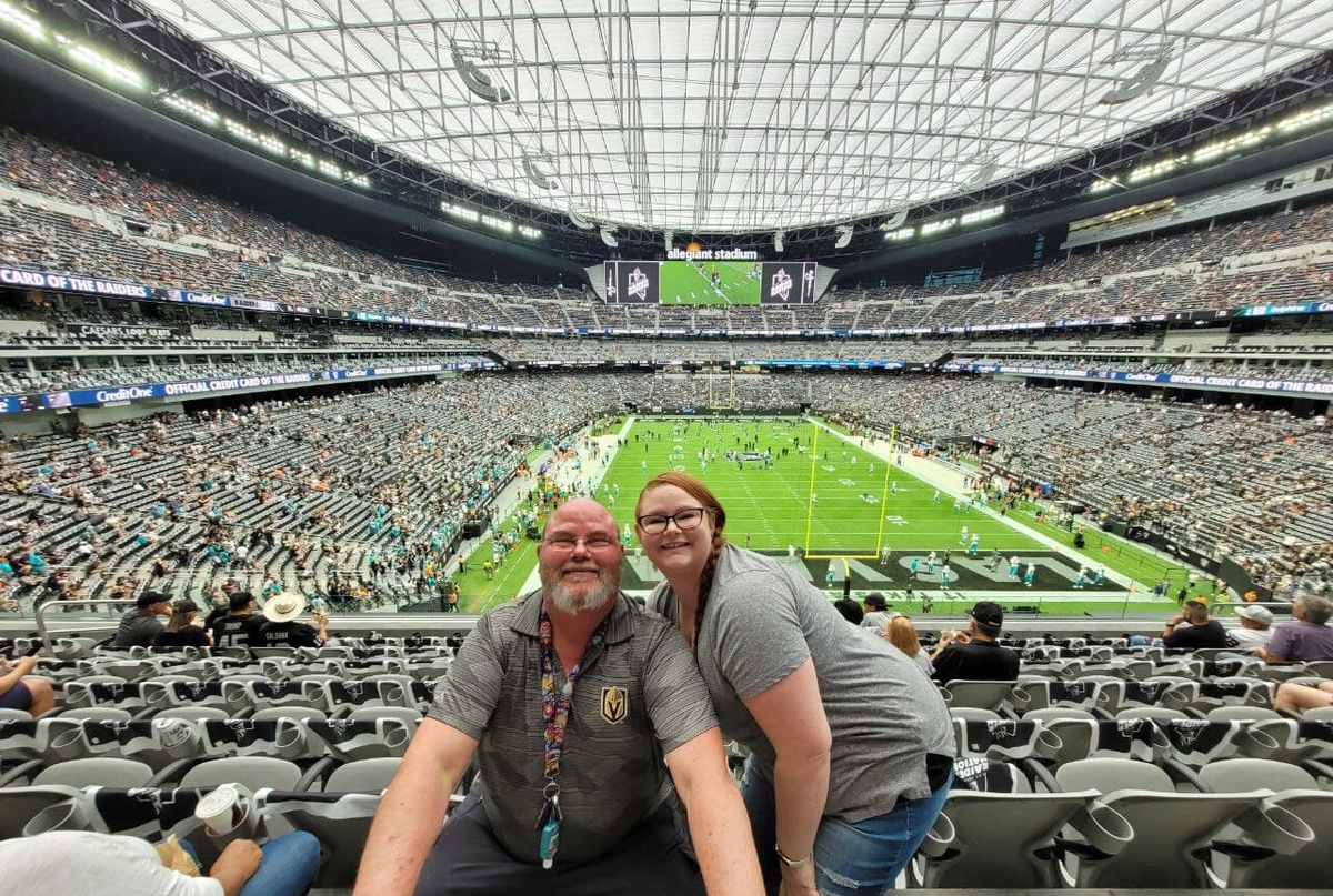 Miami Dolphins at Las Vegas Raiders at Allegiant Stadium