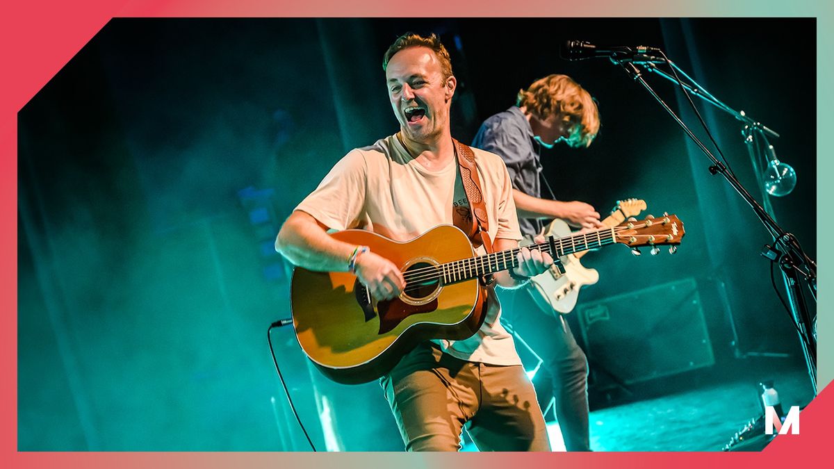 Niels Geusebroek sings Coldplay \u2022 Muziekgebouw Eindhoven