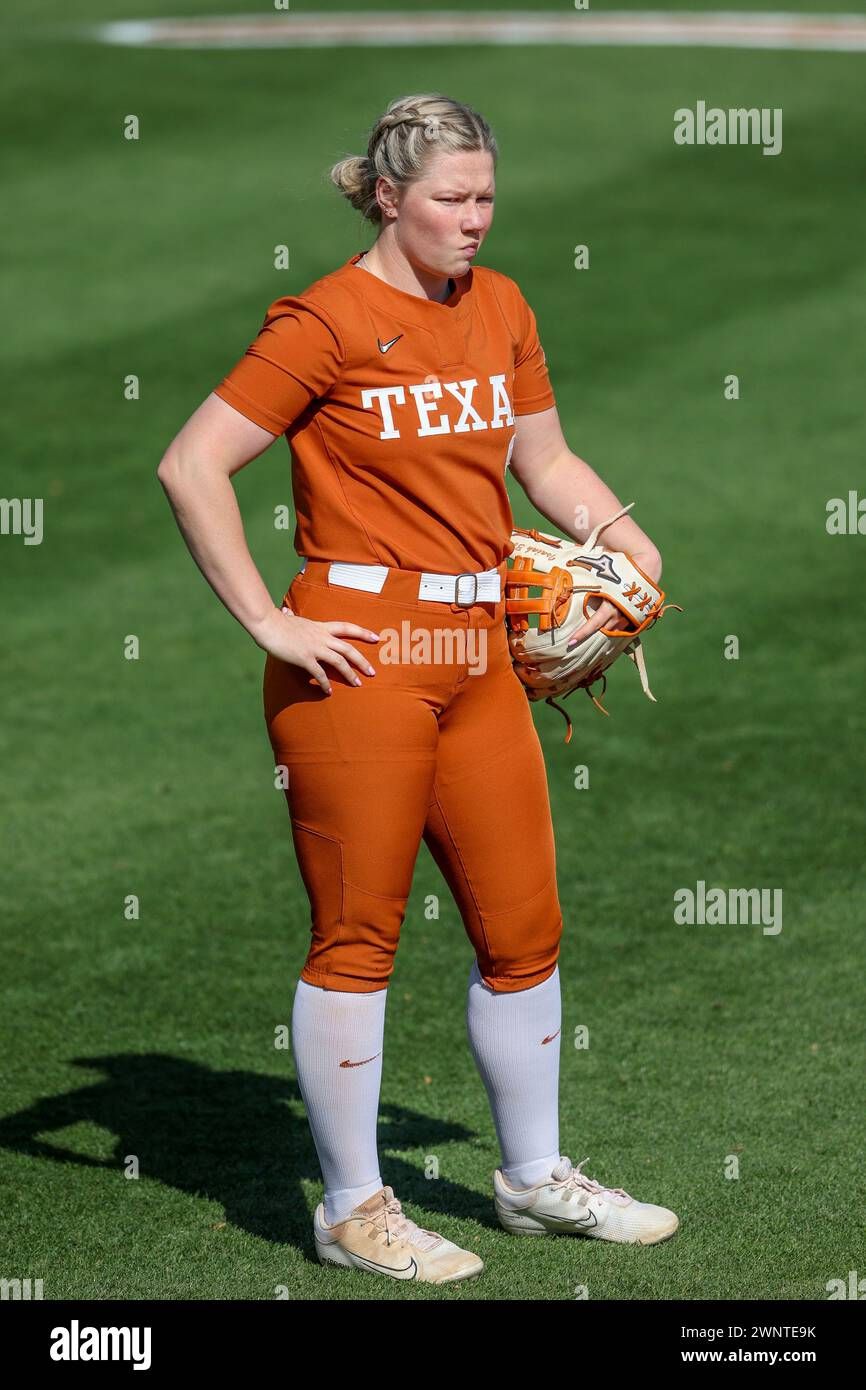 Texas Longhorns vs. Northwestern State Demons