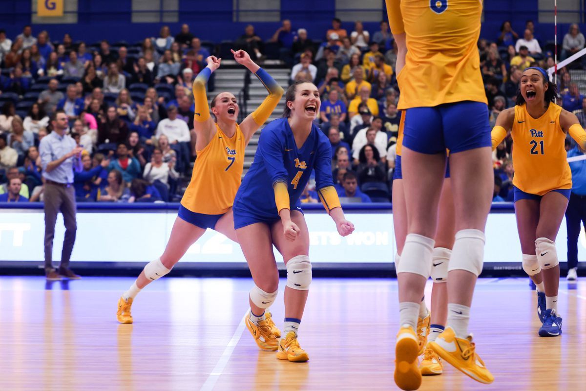 Miami Hurricanes at Pittsburgh Panthers Womens Volleyball