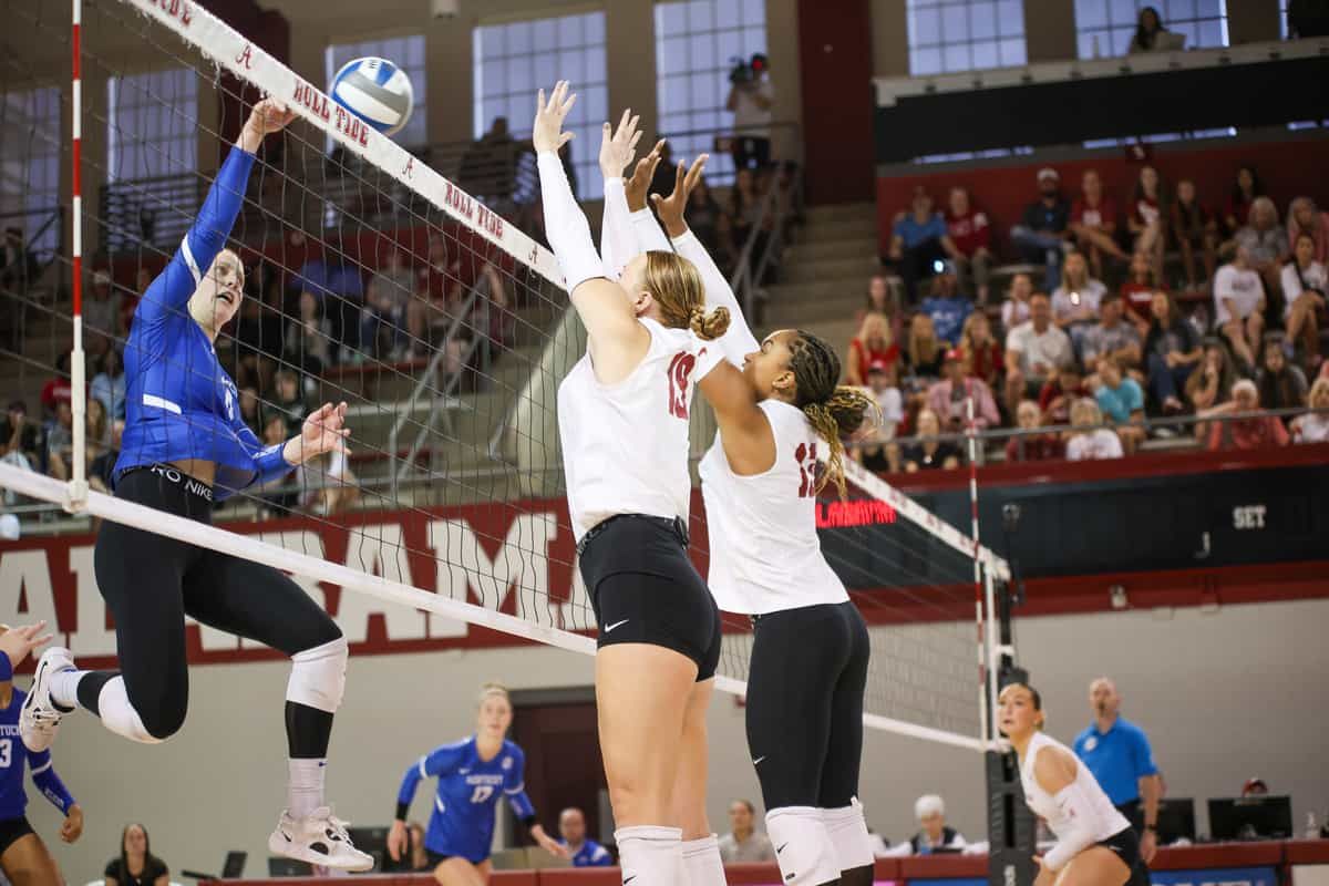 Kentucky Wildcats at Alabama Crimson Tide Womens Volleyball