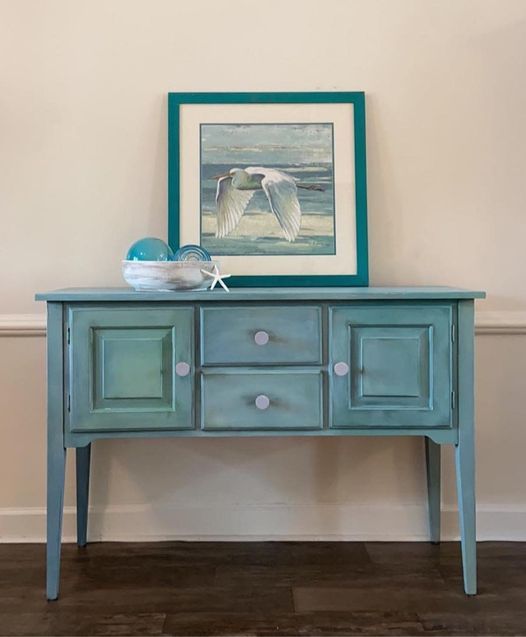 Chalk Paint\u00ae Your Own Piece