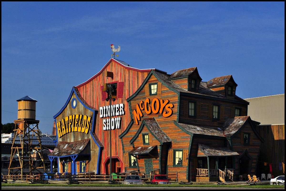 \ud83c\udf84 Hatfield & McCoy Christmas Dinner Feud Weekend Getaway \ud83c\udf84 \ud83d\udccd Pigeon Forge, TN $149 per Couple