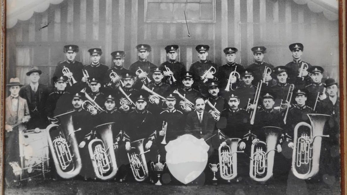 Brass Band Archive - volunteer day: photo identification