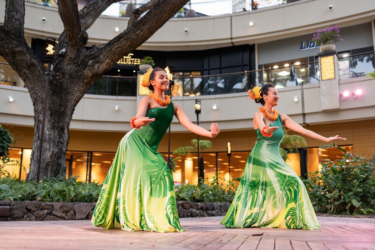 FREE O N\u0101 Lani Sunset Stories Hula Show 