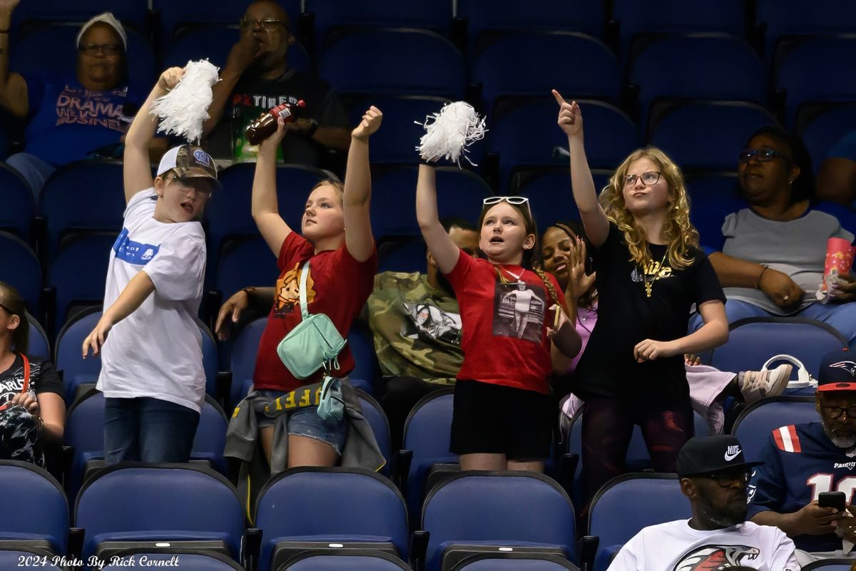 Shreveport Rouxgaroux at Carolina Cobras