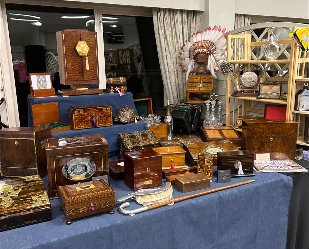 Ludlow Racecourse Antiques Fair