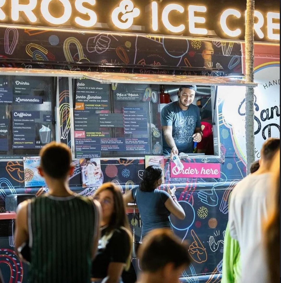 Food Trucks at Arts Park in Hollywood