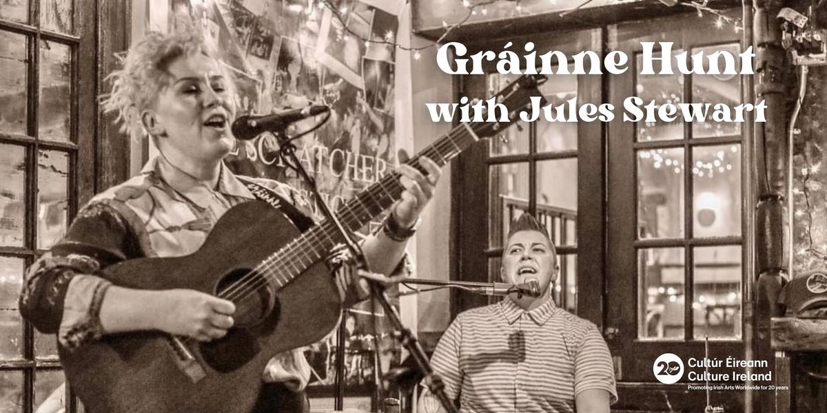 Gr\u00e1inne Hunt with Jules Stewart at Garvan's