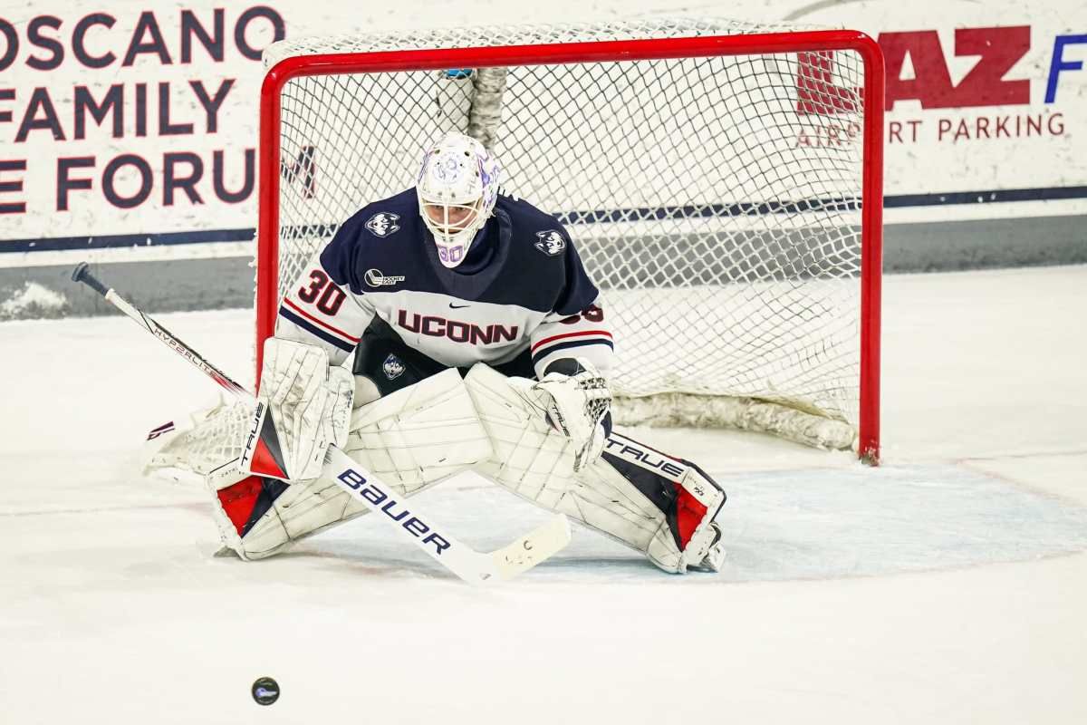 Parking UConn Huskies at Maine Black Bears Mens Hockey