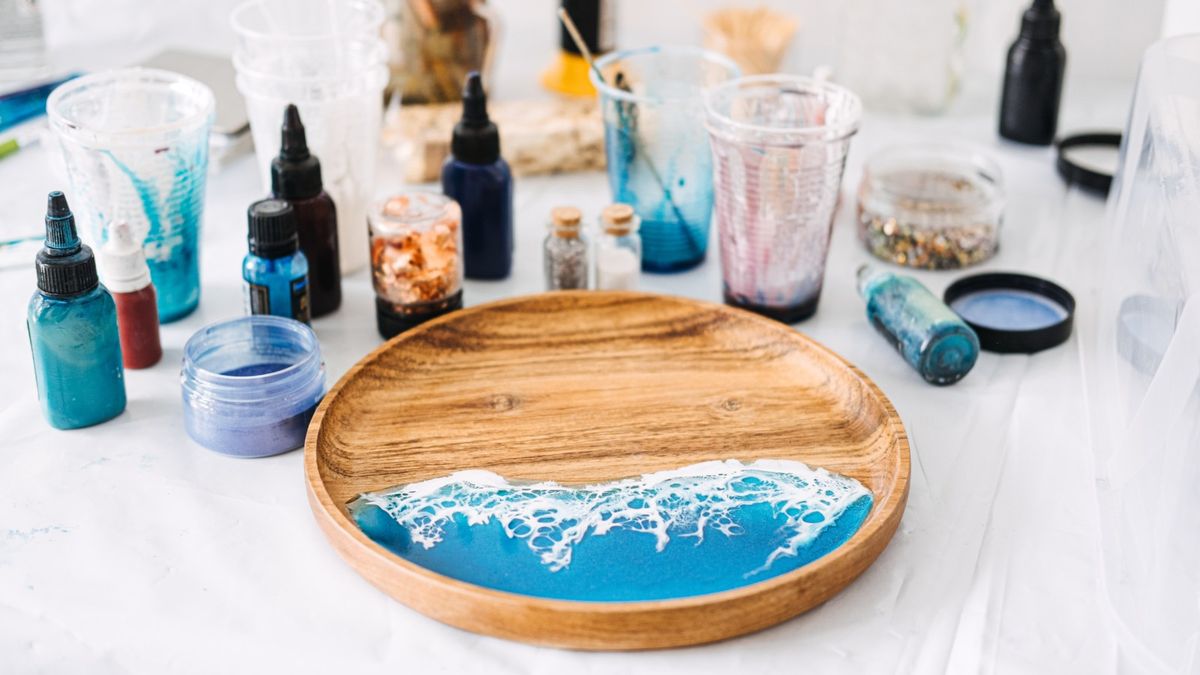 Epoxy Resin Serving Tray Workshop: Maui Farm Events + Yulia Maui Art