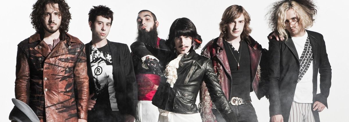 Foxy Shazam with The Number Twelve Looks Like You