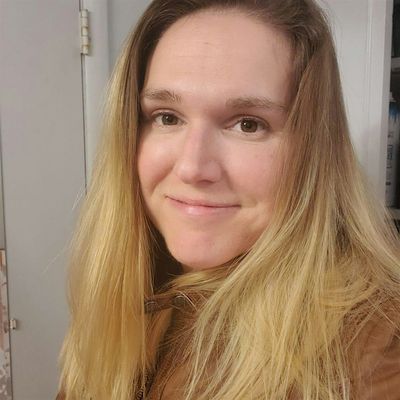 Miranda's Cakes and Confections, LLC