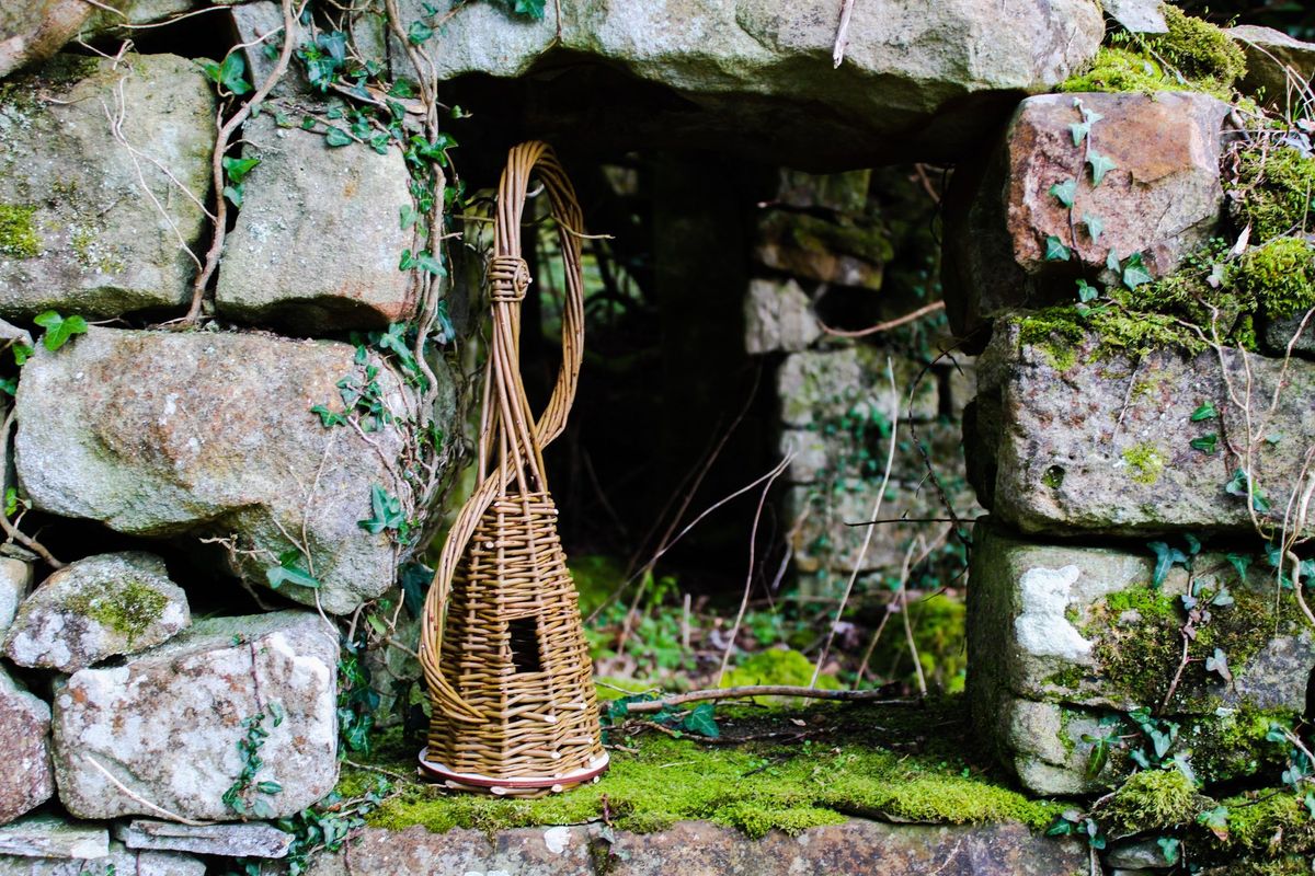 Willow bird house \/ Fairy house workshop