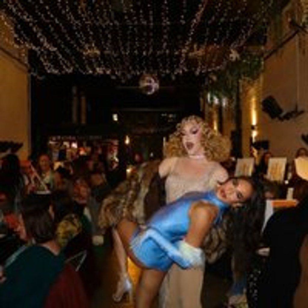 Boozy Brushes, Drag Sip and Paint Event. Glasgow!