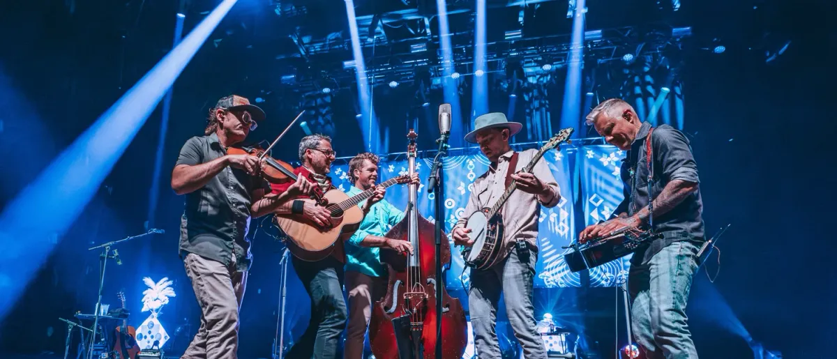 The Infamous Stringdusters, Leftover Salmon, Kitchen Dwellers in Redmond