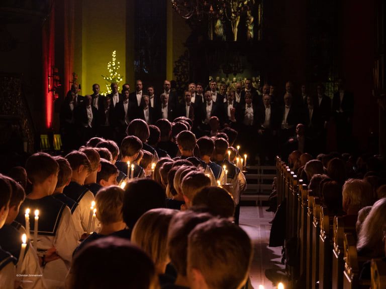 S\u00f8lvguttenes tradisjonsrike julekonsert i Oslo domkirke