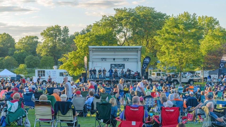 Jazz Under The Stars - The Betsy Hickok\/Ron Roberts Quintet