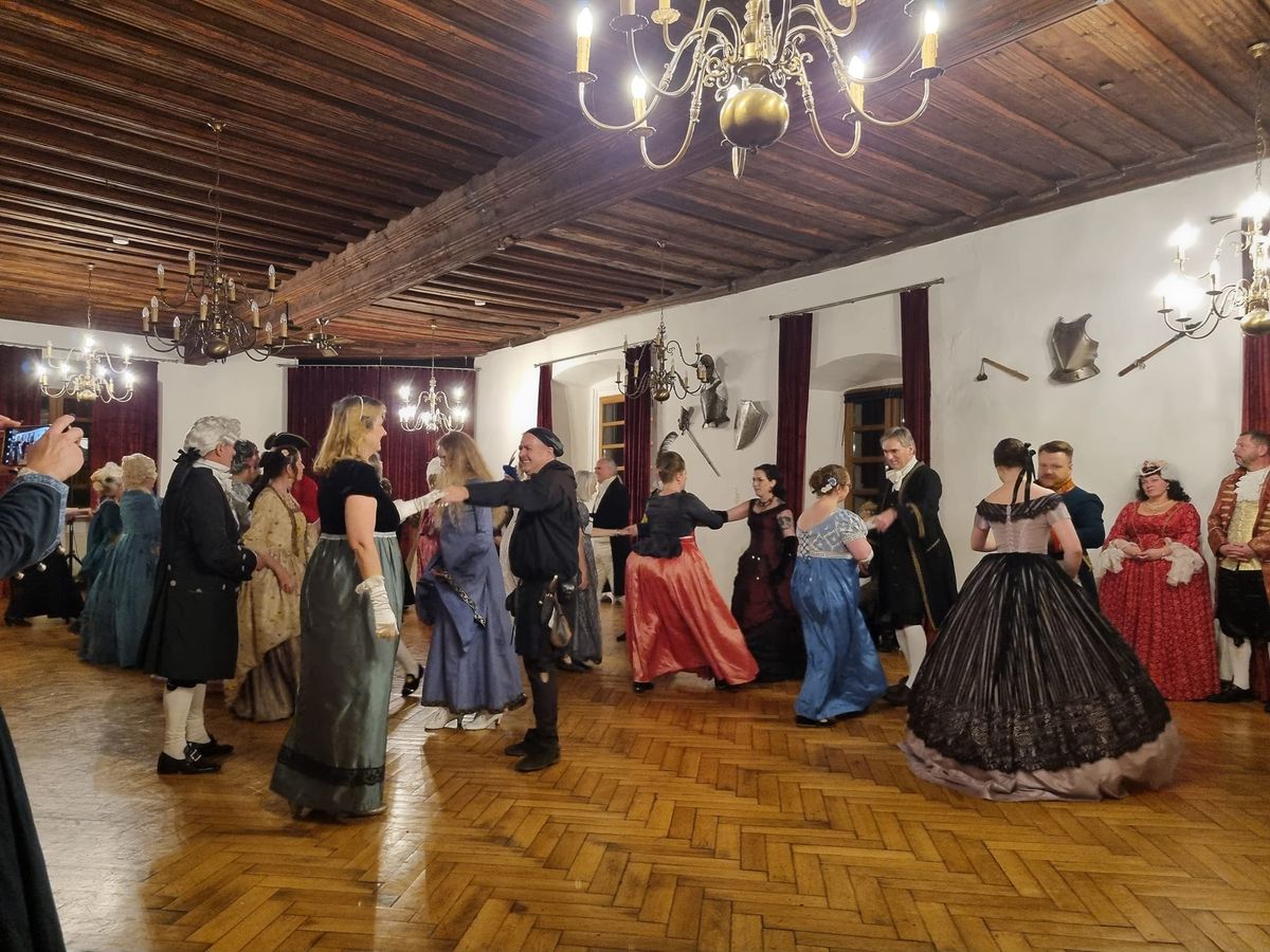 Historischer Silvesterball auf Schloss Wiesenthau