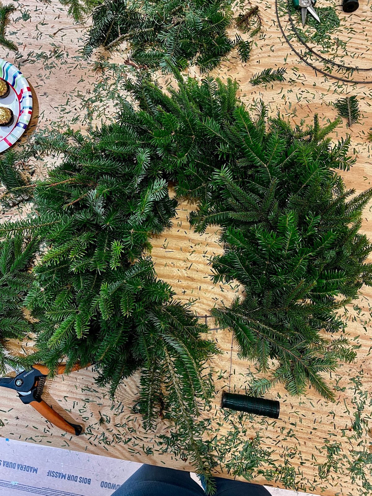 Learn How To Make Your Own Wreath 