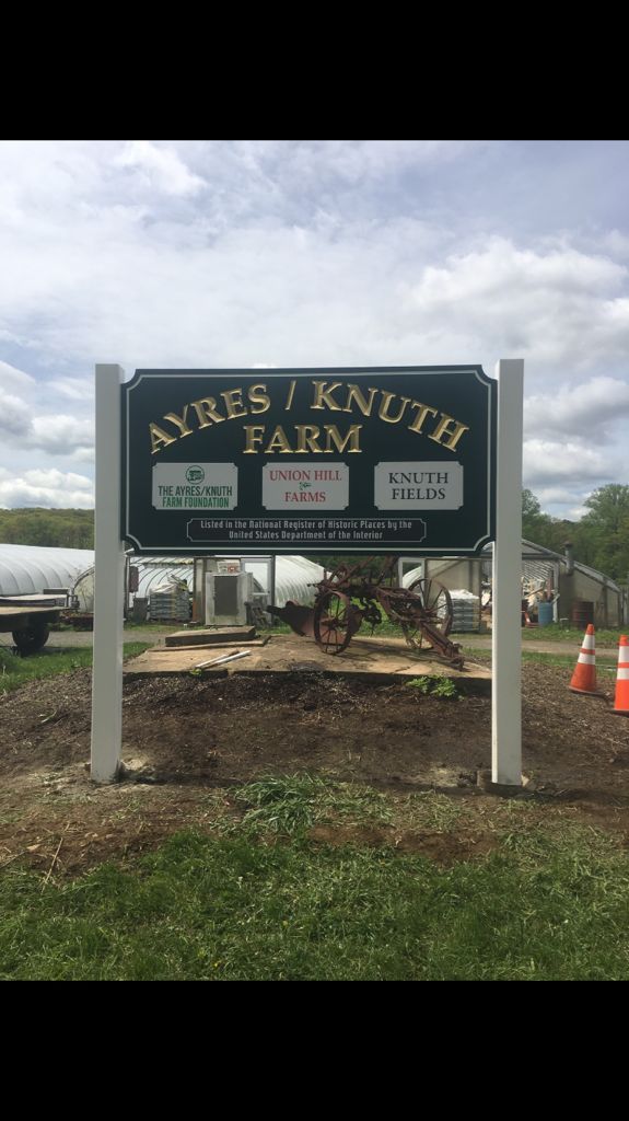 Annual Ayres\/Knuth Farm Foundation Tree Sale 