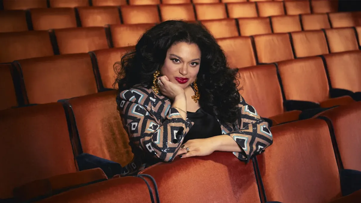 Michelle Buteau (18+)