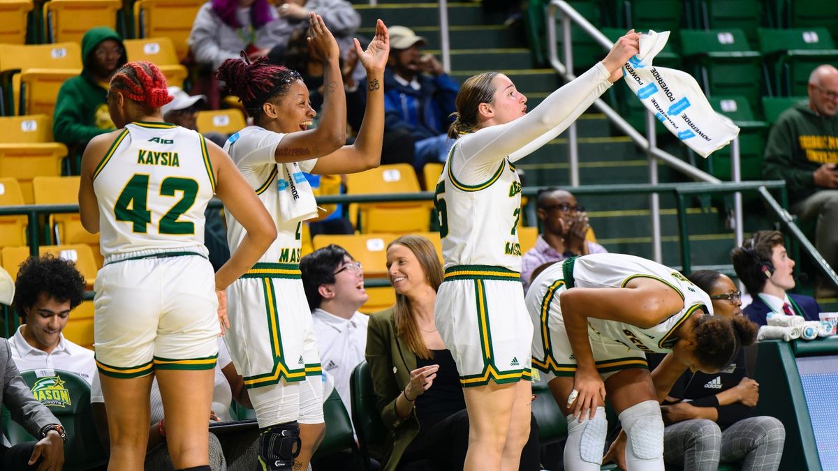 Parking George Mason Patriots at Temple Owls Womens Basketball