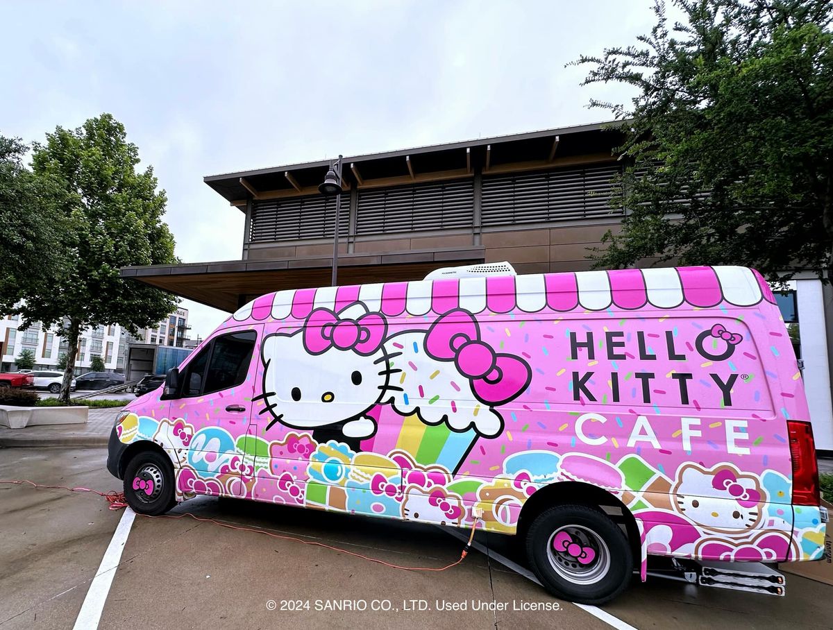 Hello Kitty Cafe Truck Central - Fort Worth Appearance