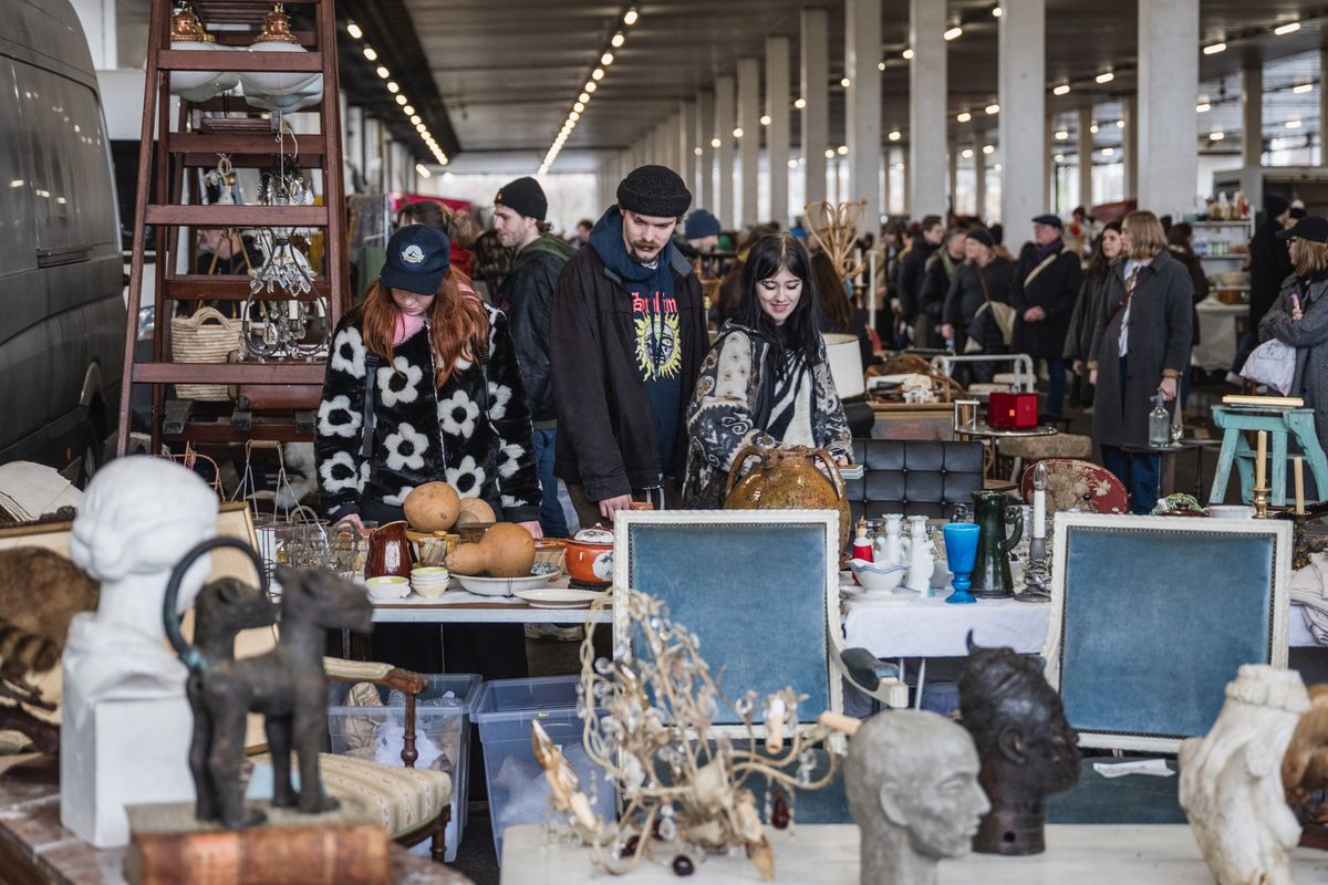 The Giant London Flea Market