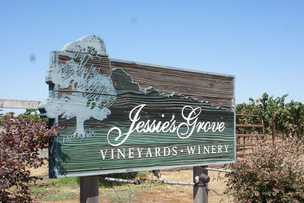 A summer evening with Rock-it at Jessie's Grove Winery!