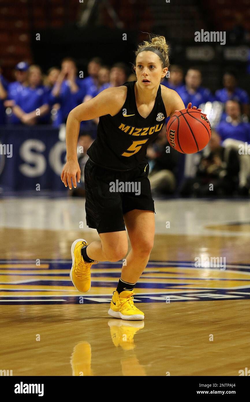 Kentucky Wildcats at Missouri Tigers Womens Basketball