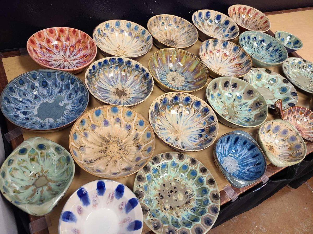 Stoneware Bowls Pottery Peacock Technique