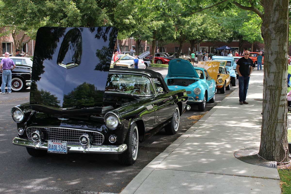 Touchmark on South Hill's Annual Car Show