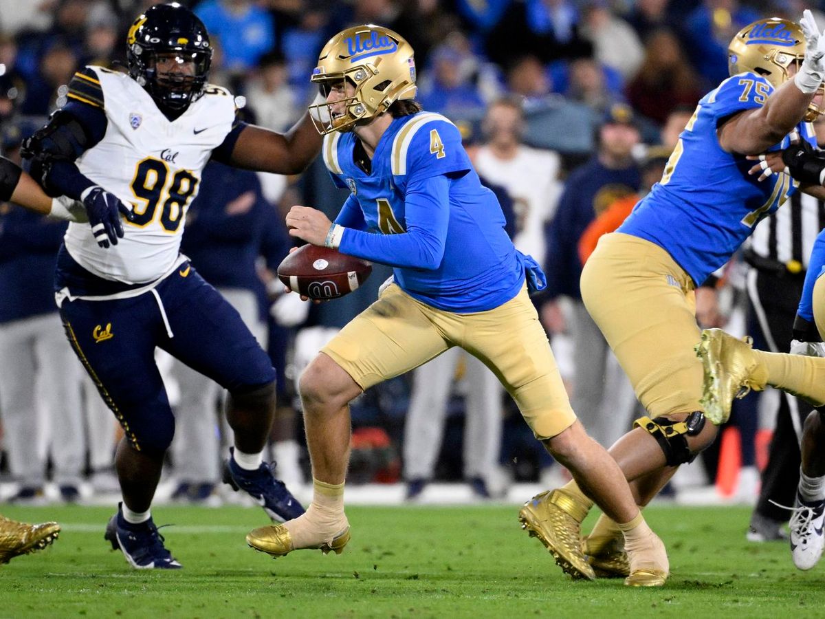 California Golden Bears at Notre Dame Fighting Irish Mens Basketball