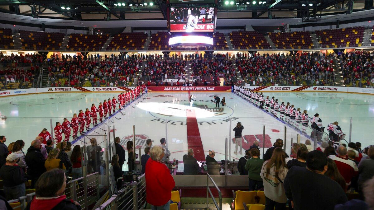 Ohio State Buckeyes at Minnesota Golden Gophers Womens Hockey at Ridder Arena