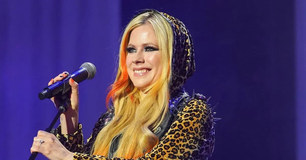 Avril Lavigne - Greatest Hits Tour