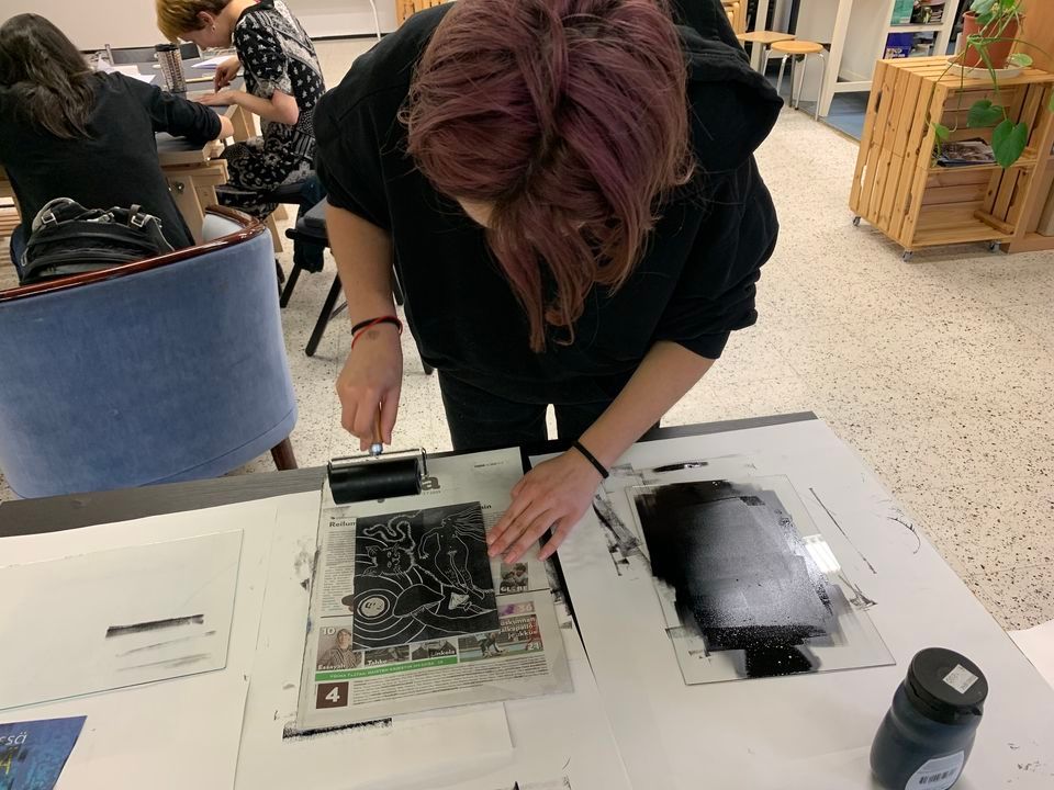 Open course at Maa: Lino printing with Dahlia El Broul