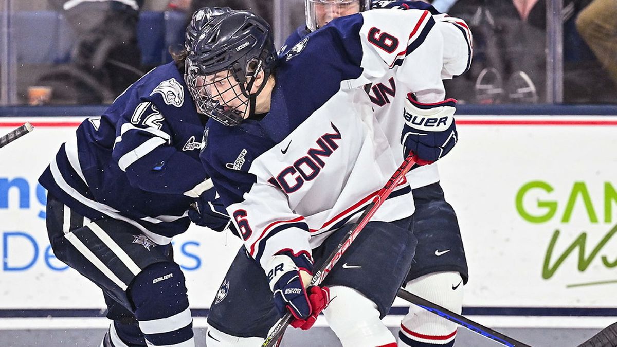 UMass Lowell River Hawks at UConn Huskies Mens Hockey