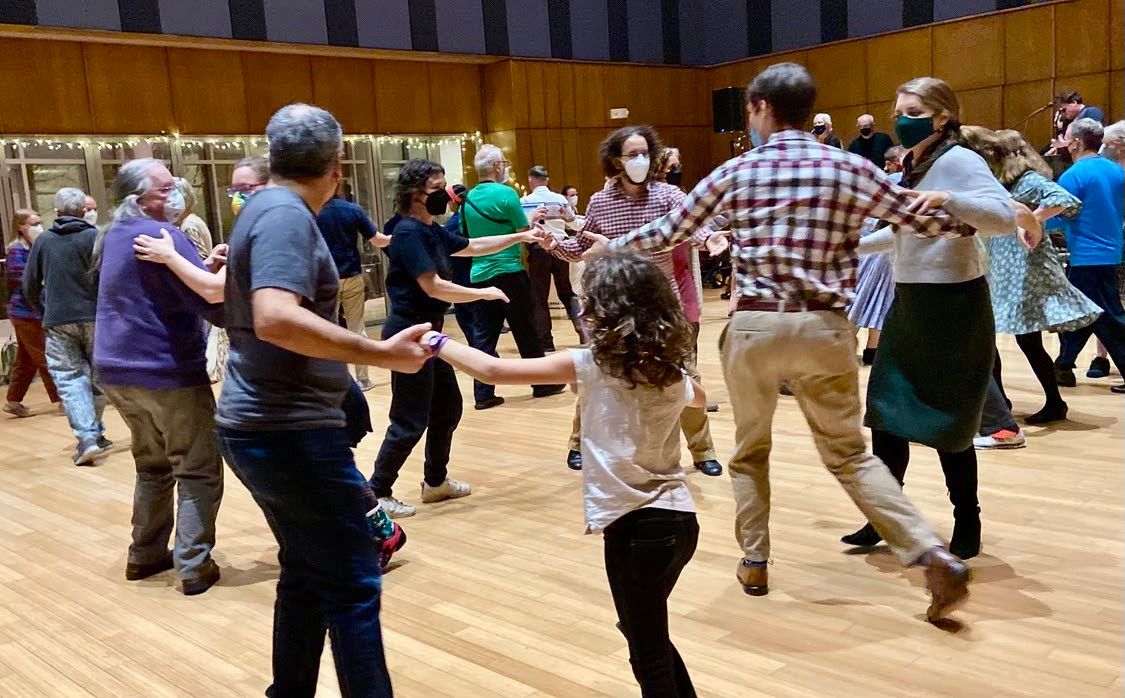 Silver Spring Contra Dance: Caroline Barnes calling with Frog Hammer