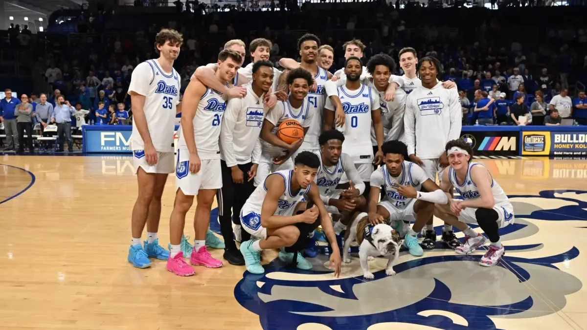 Bradley Braves at Drake Bulldogs Mens Basketball