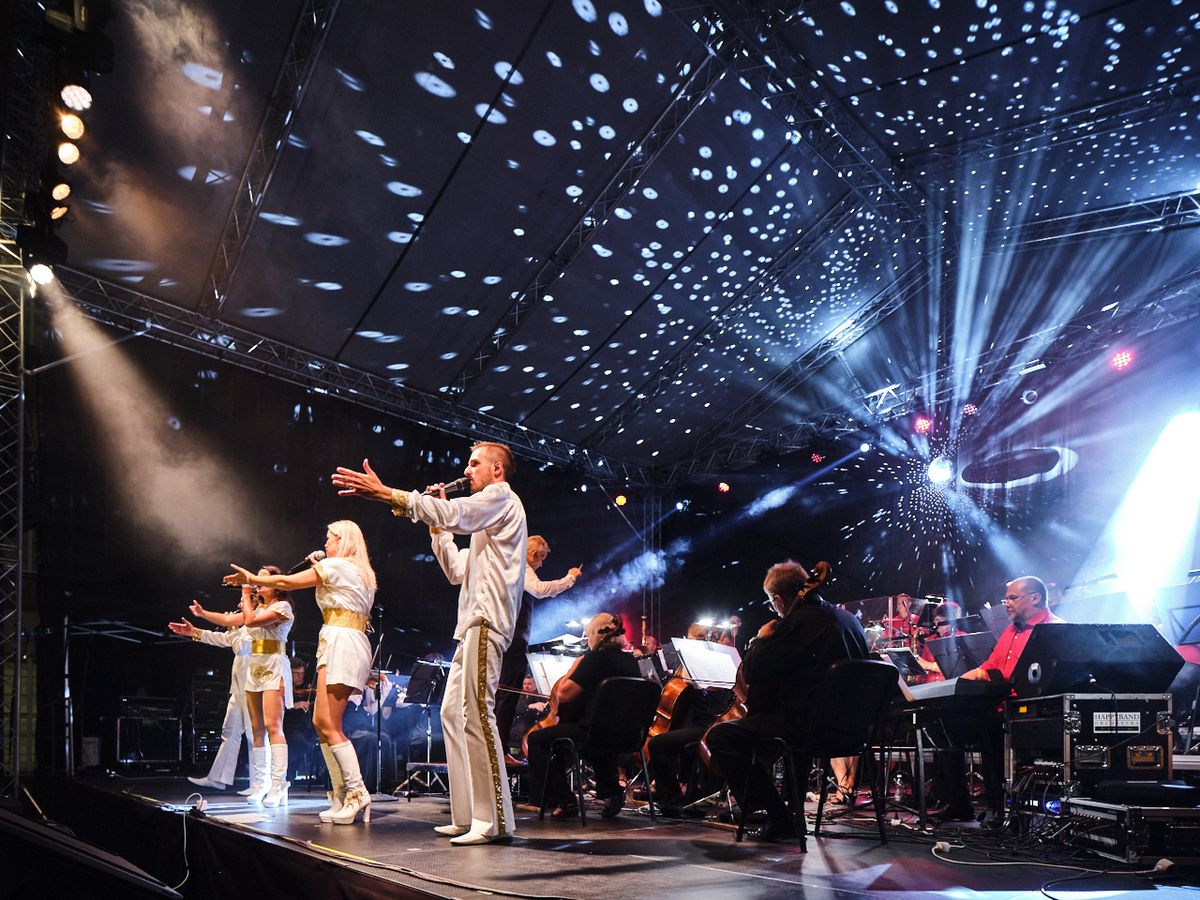 ABBA SYMPHONIC SHOW - TOPO\u013d\u010cANY Dom Kult\u00fary \/ 15.4.2025