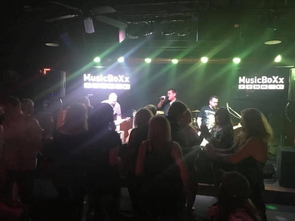 MusicBoXx Rocks Hadley\u2019s 