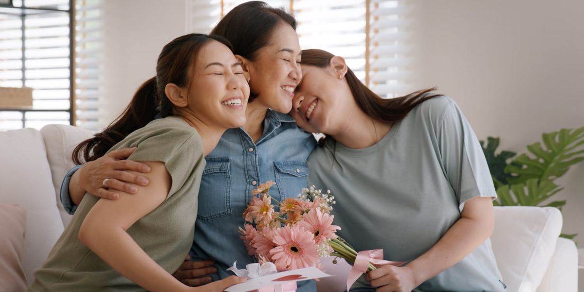 Ladies Laugh Lounge Mother's Day Edition