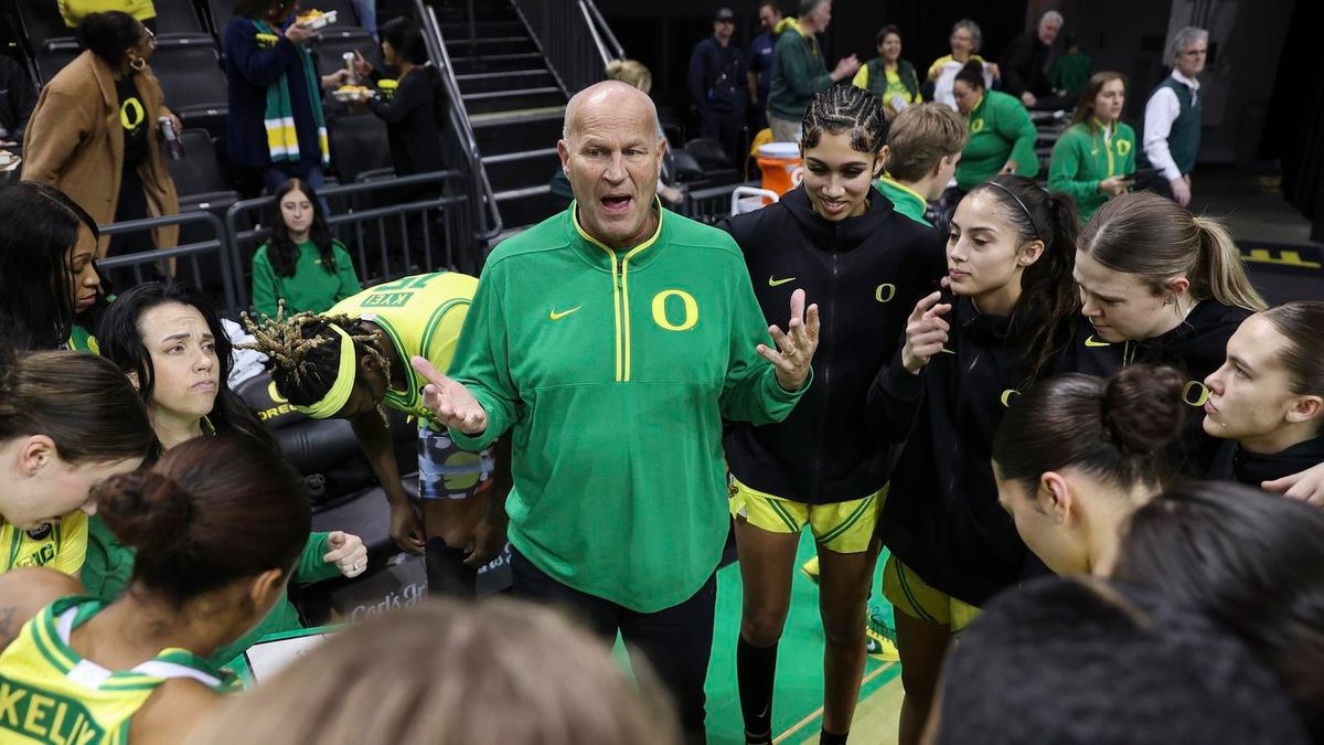 Minnesota Golden Gophers at Oregon Ducks Womens Volleyball