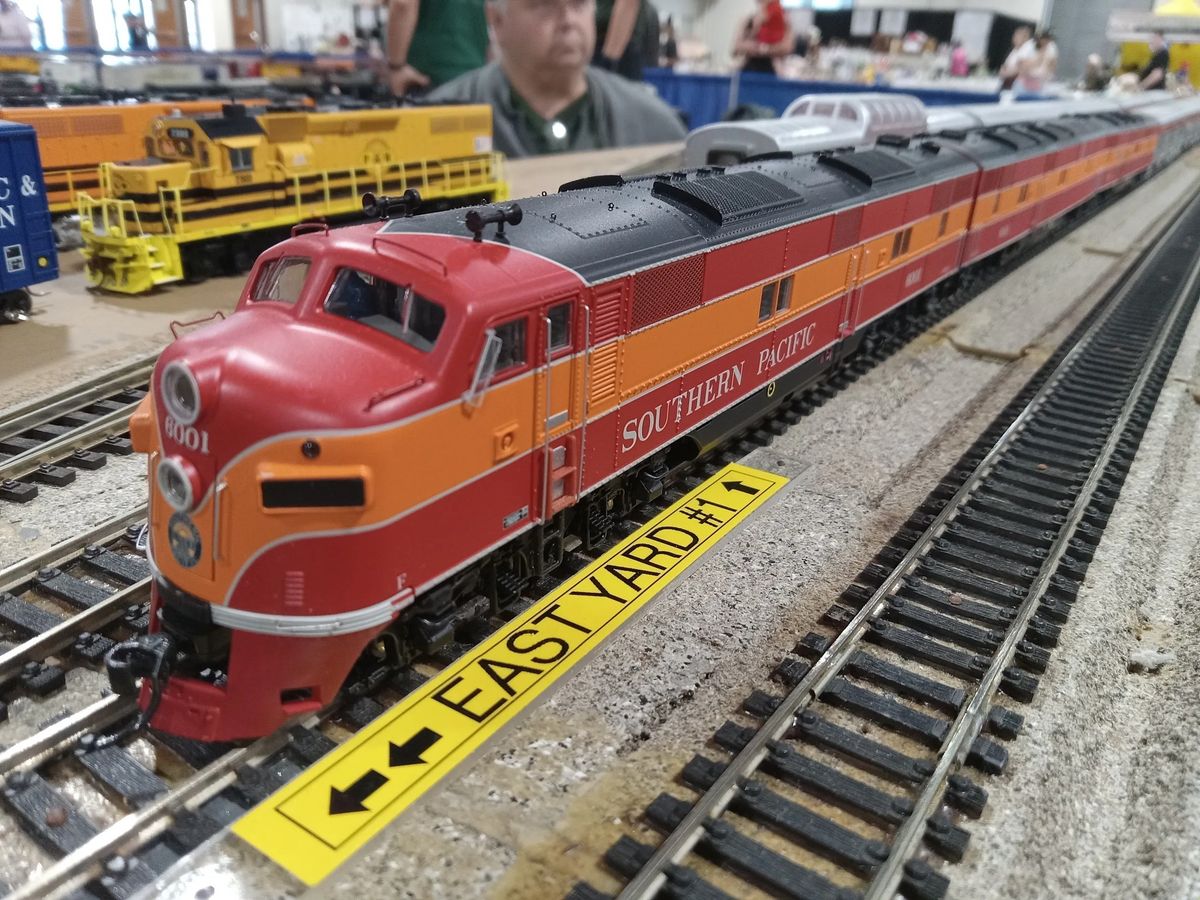 WCMRRC Valley River Mall Train Show