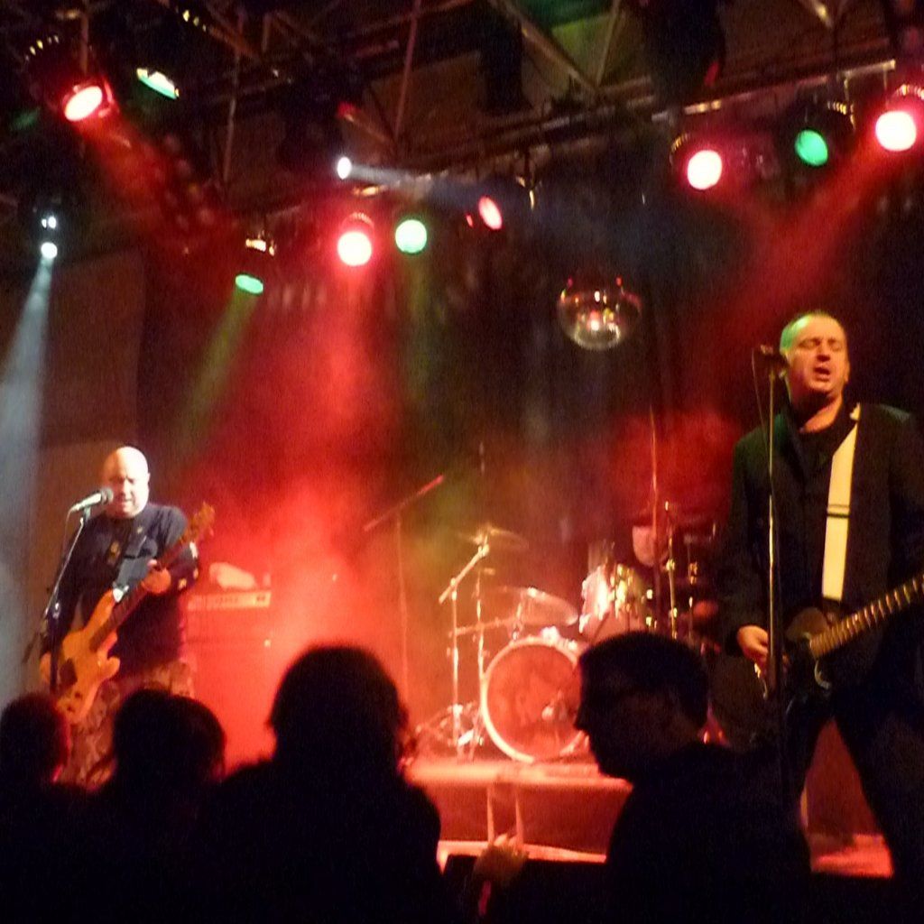 999 plus Special Guests