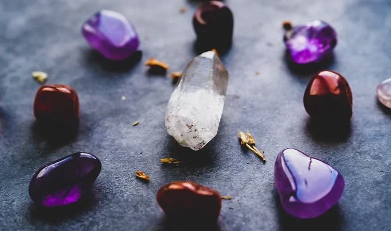 Crystal Healing Foundation Practitioner Course over 2 days