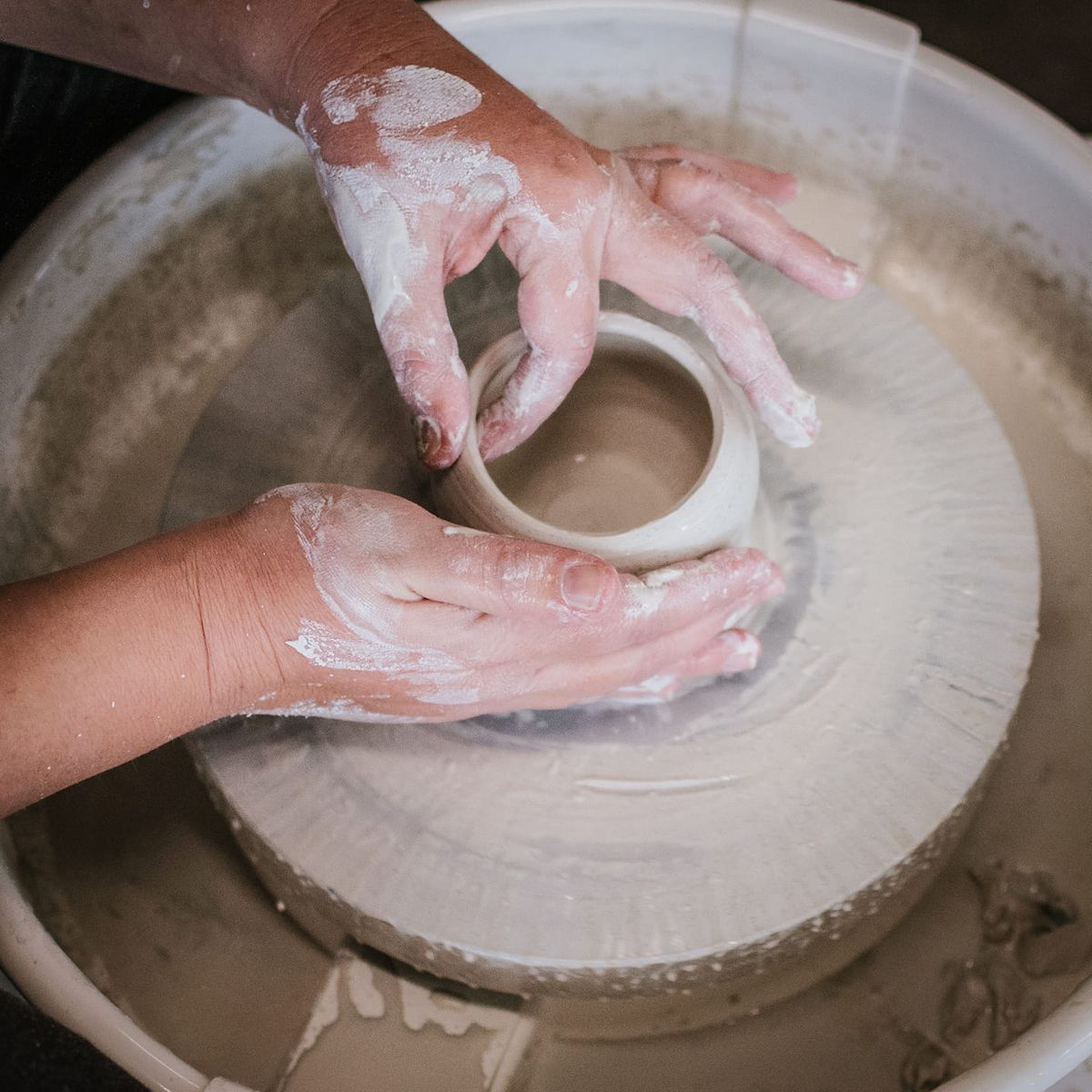 Friday Night Pottery Wheel Workshop 