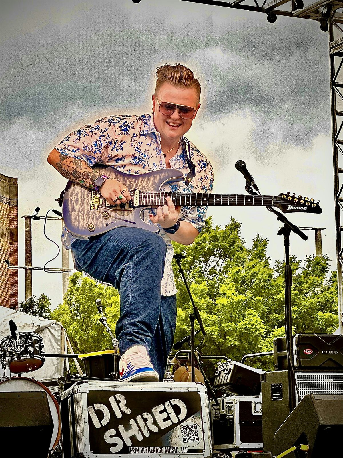 Live Christmas Music at Mermaids