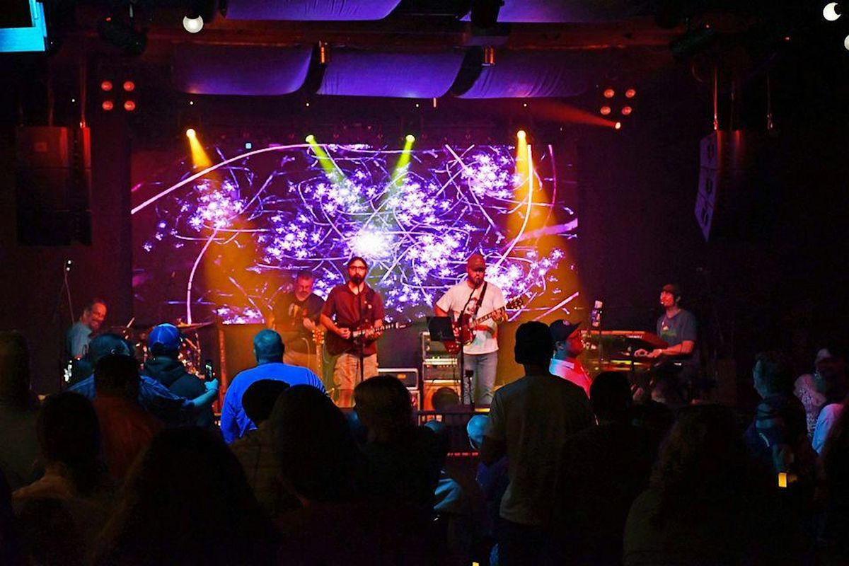 Neon Avenue: Performing the music of the Grateful Dead and beyond.